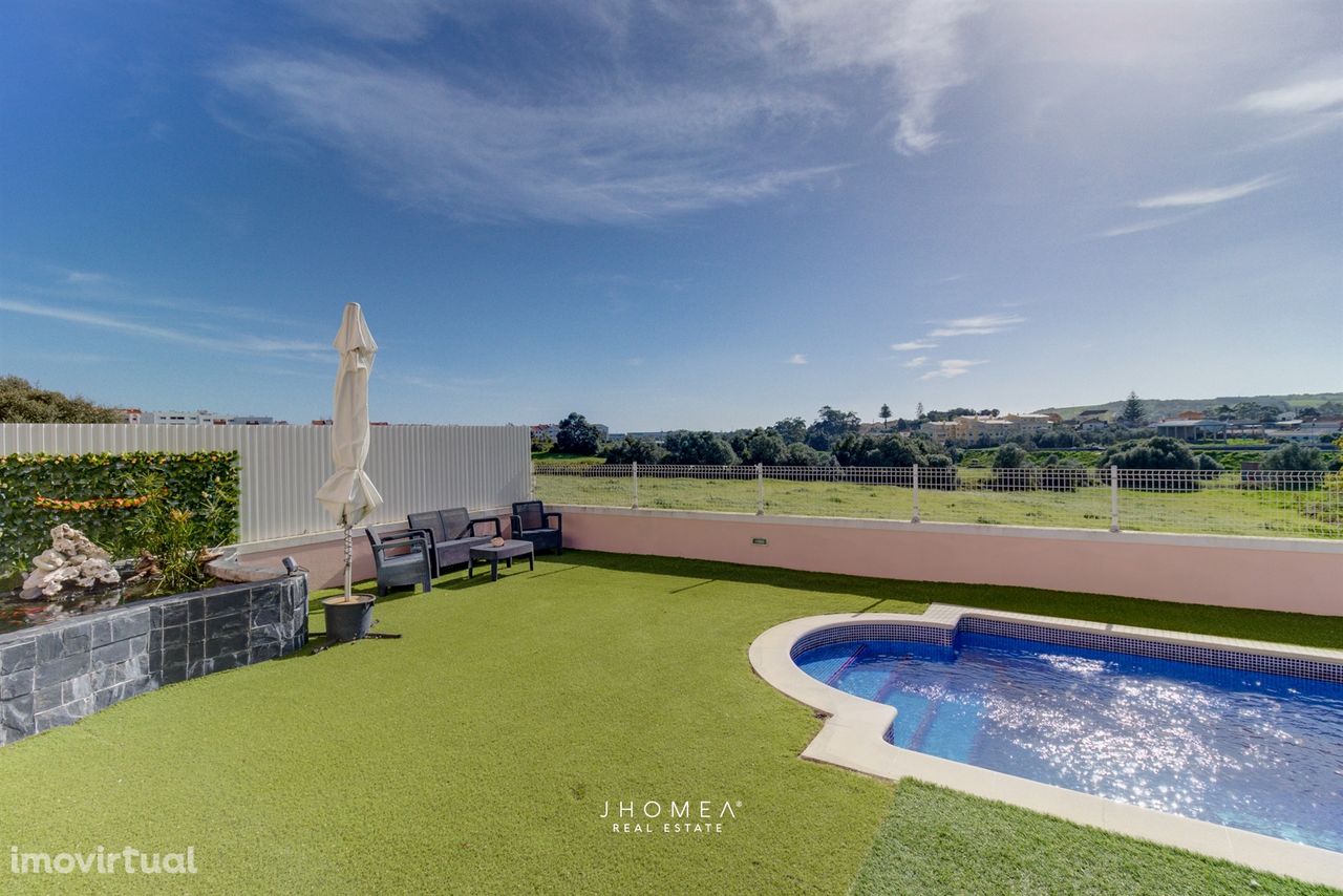 Moradia T3 com Piscina junto à Quinta da Beloura