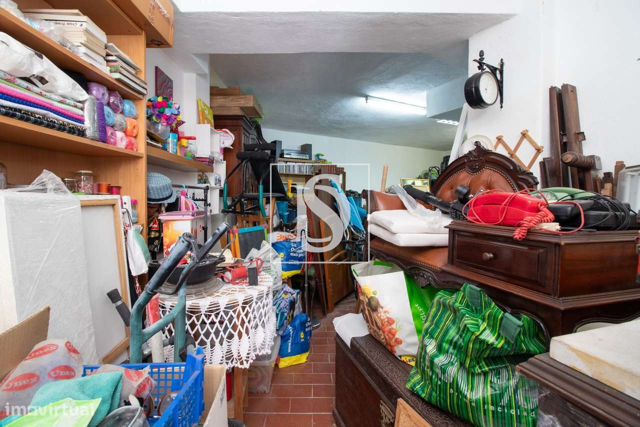 Venda de Loja / Garagem no Barreiro - Grande imagem: 5/11