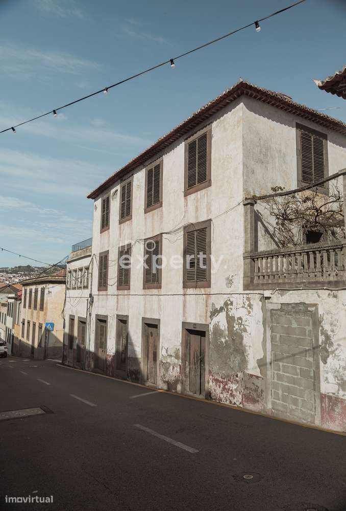 Edifício histórico com projeto aprovado no coração do Funchal-6