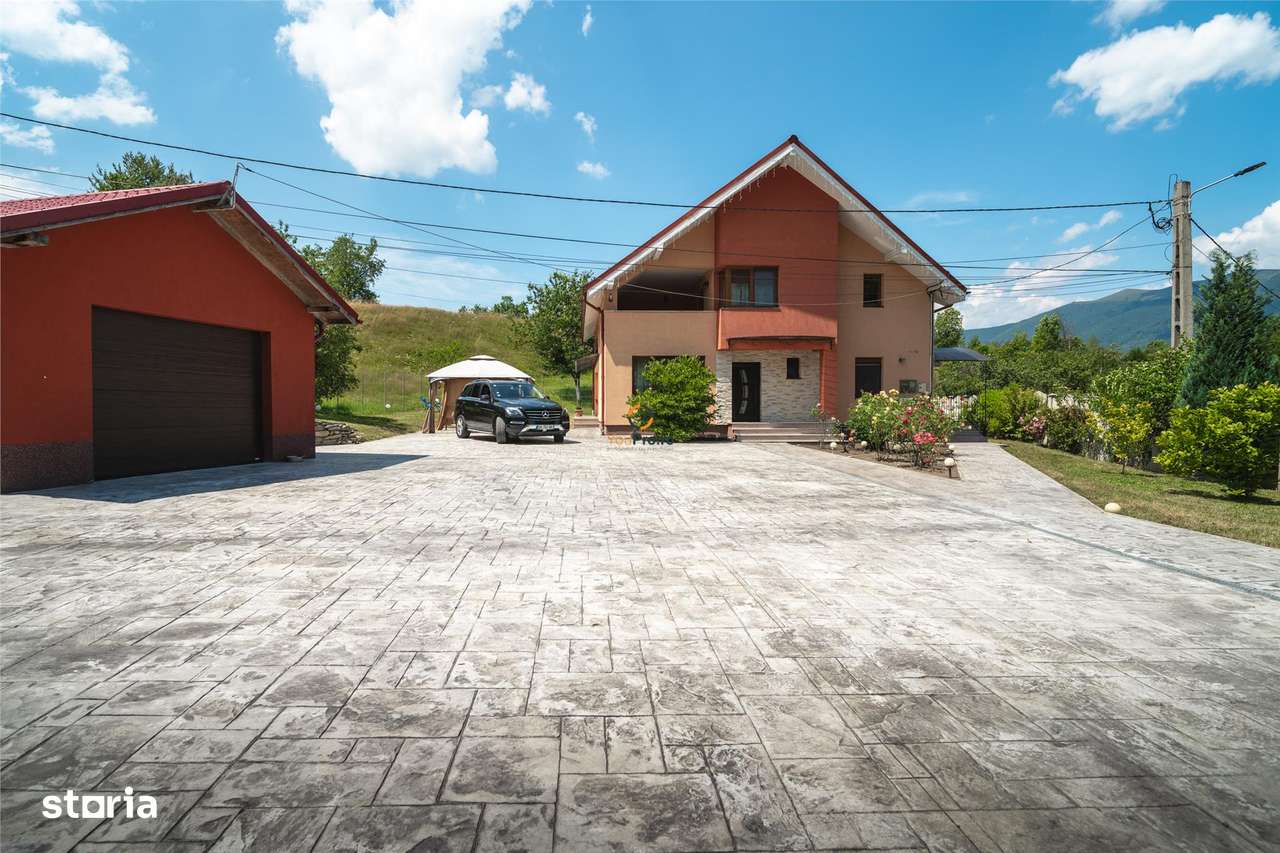 Fara Comision Vila Exclusivista langa Statiunea Straja-0