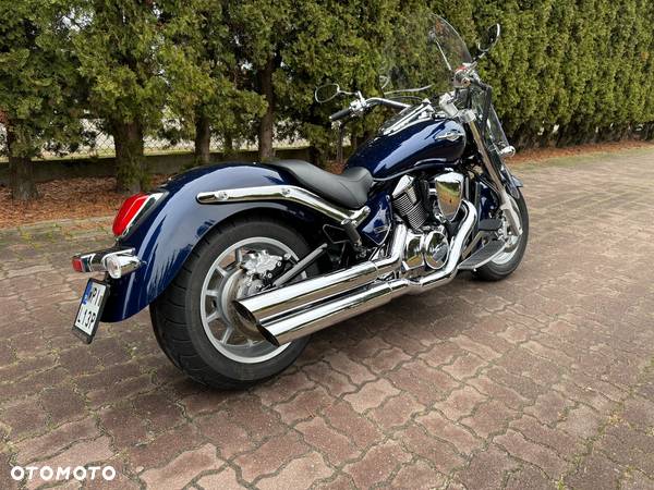 Suzuki Intruder - 5