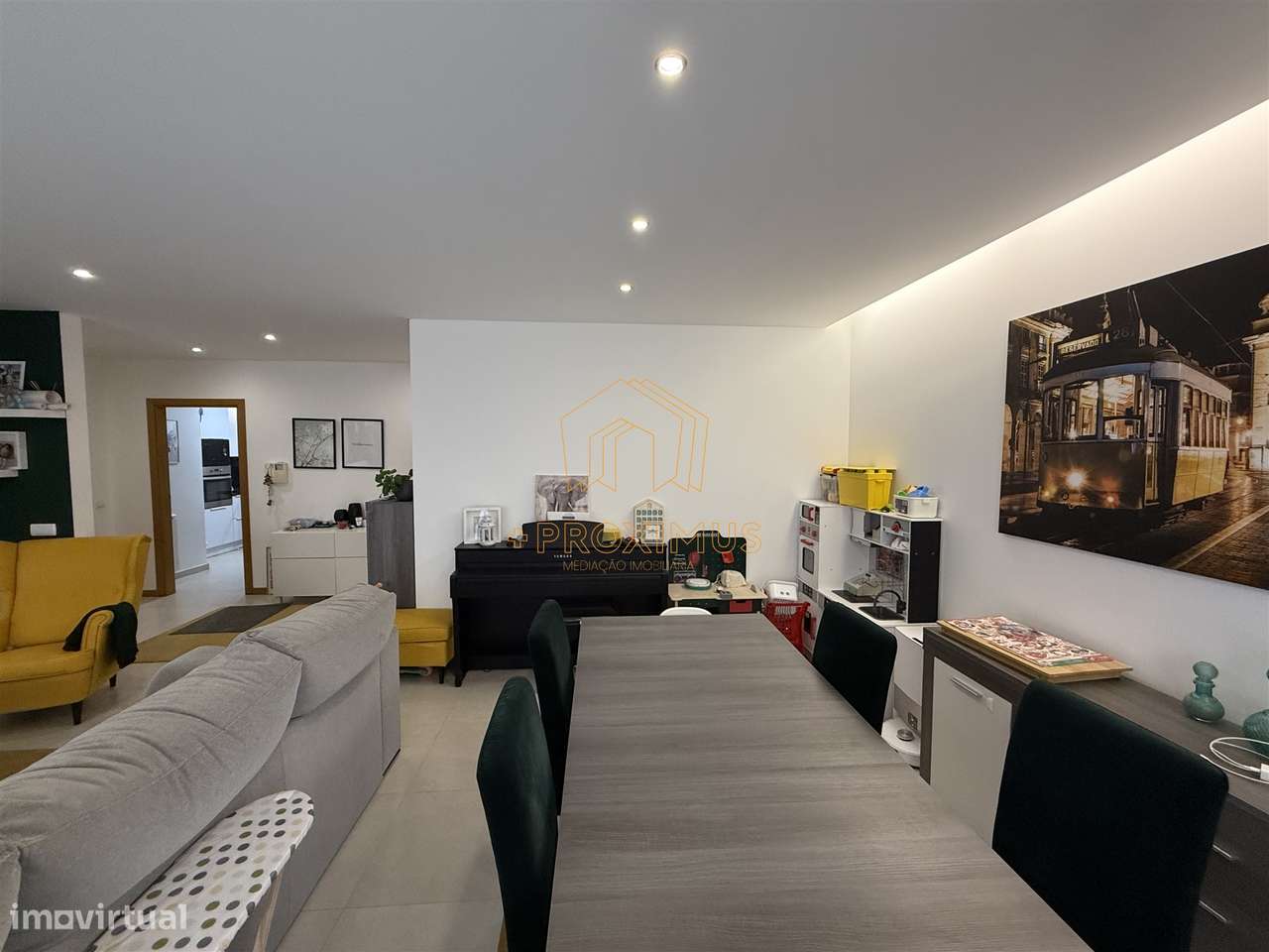 Apartamento T3 c/ arrumo e garagem - Figueira da Foz-7