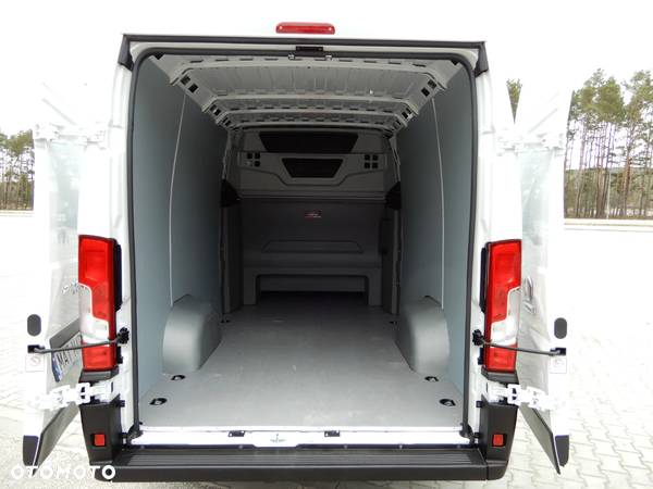 Fiat DUCATO L4H2 MAXI WZMACNIANY 2.3 MultiJet 140 Km 7-Mio Os.+ 965 Kg Ład. LAMAR Brygadowy Doka Dubel Furgon Blaszak 20 Tys Km Przeb. STAN FABRYCZNIE NOWY CENA BRUTTO - 16