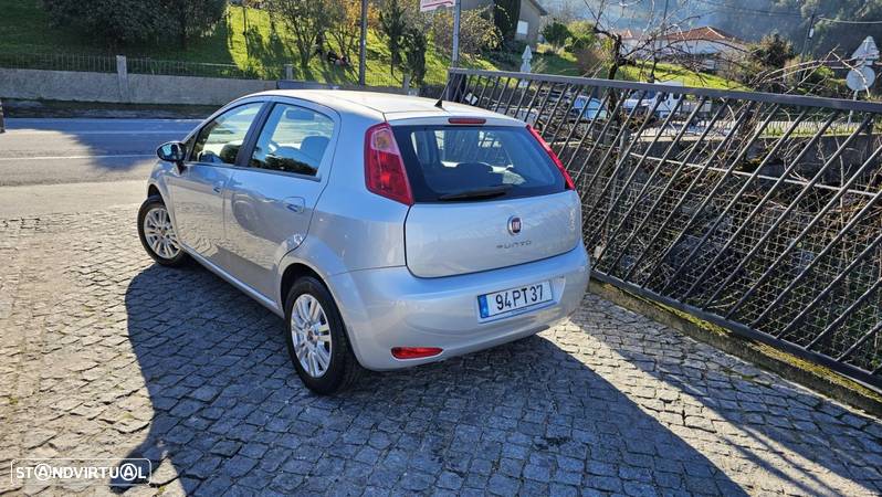 Fiat Punto 1.2 Young II S&S - 2