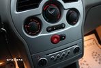 Renault Modus 1.6 16V Privilege - 15