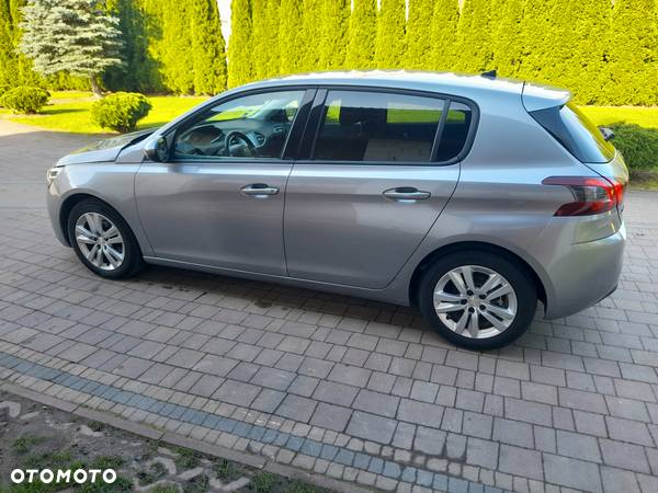 Peugeot 308 - 9