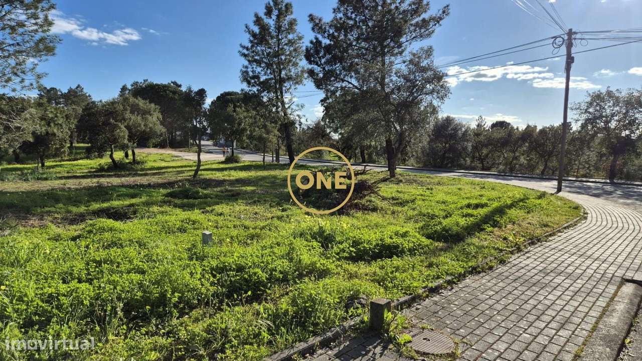 Lote de Terreno - Grande imagem: 2/4