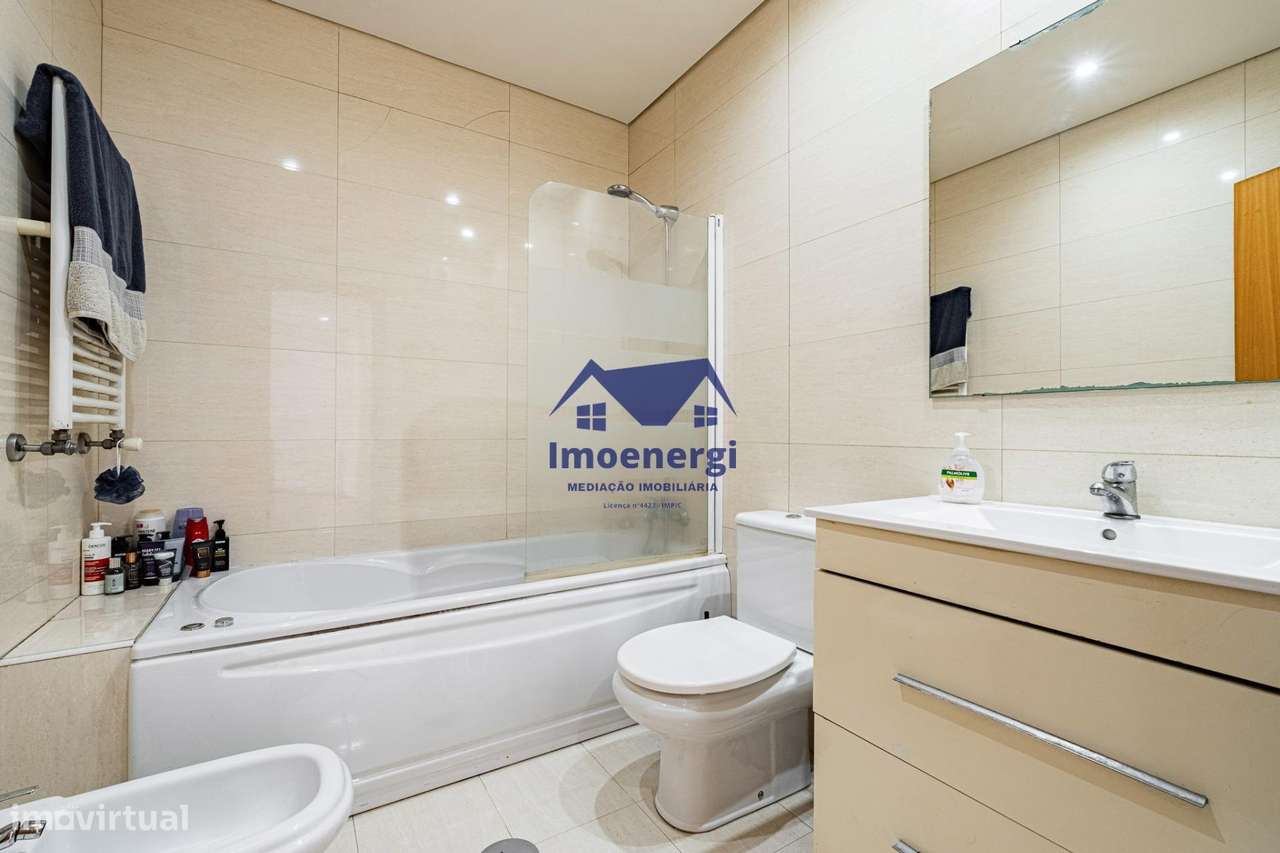 Excelente Apartamento T1 - Mindelo - Grande imagem: 5/17