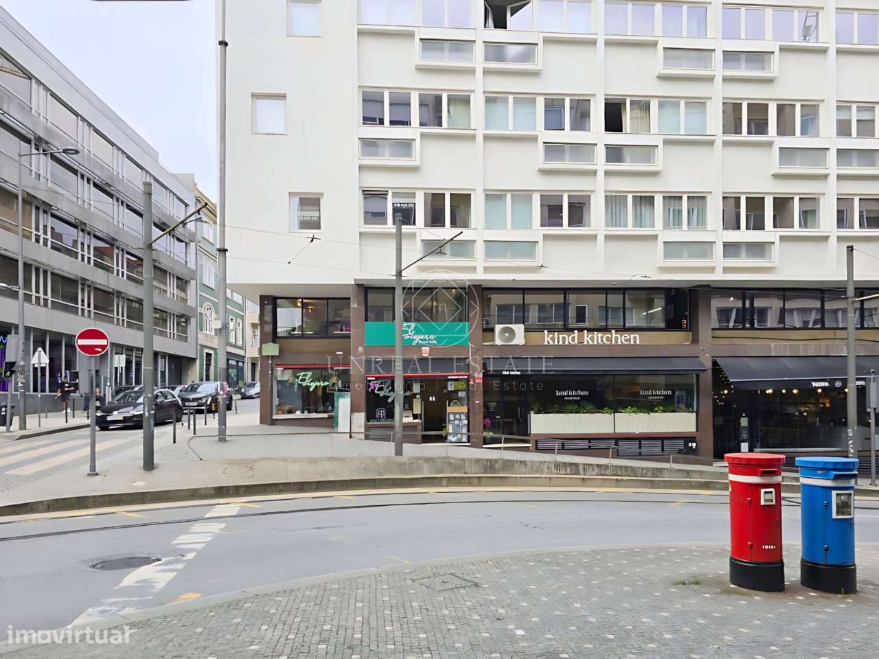 Apartamento T0 , novo, inserido em um edifício totalmente remodelado n-4