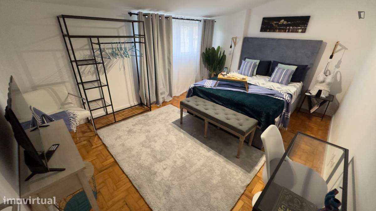 Quarto - localizado em Norton de Matos Coimbra - Grande imagem: 2/21