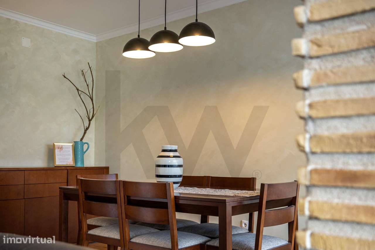 Apartamento T2 Renovado | Muito Soalheiro – Paço de Arcos, Oeiras - Grande imagem: 4/39