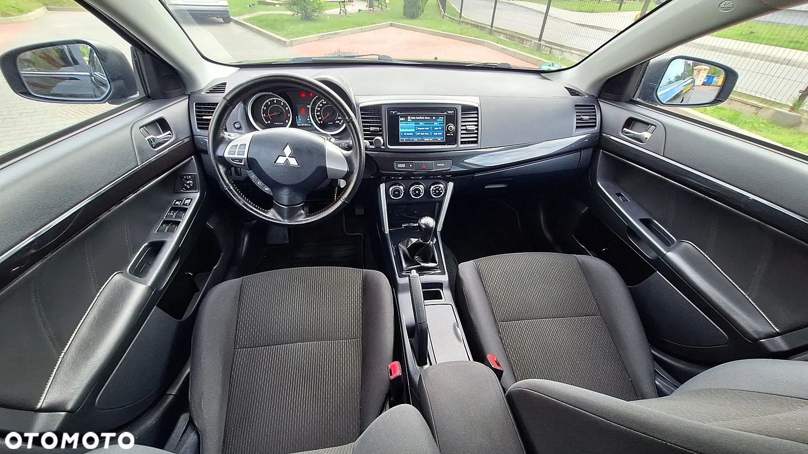 Mitsubishi Lancer 1.6 - 8