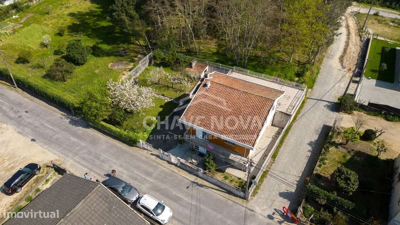 Moradia V4 , em Santo Isidoro – Marco de Canaveses-32