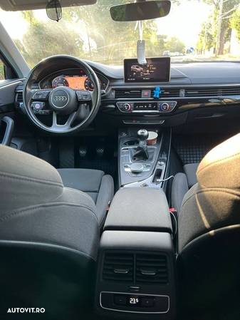 Audi A4 Avant 2.0 TDI ultra S tronic sport - 14