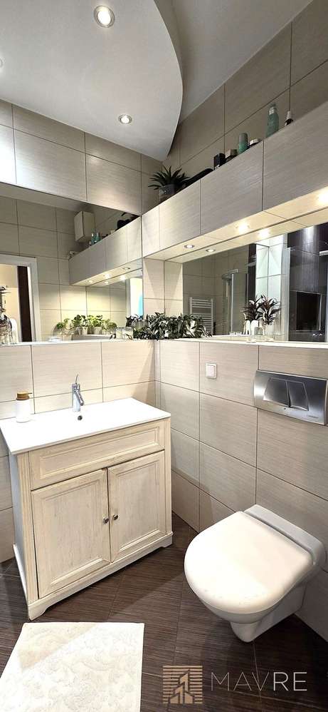 Nowoczesne 2 pokoje blisko tramwaju i terenów rekreacyjnych–Naramowice-8