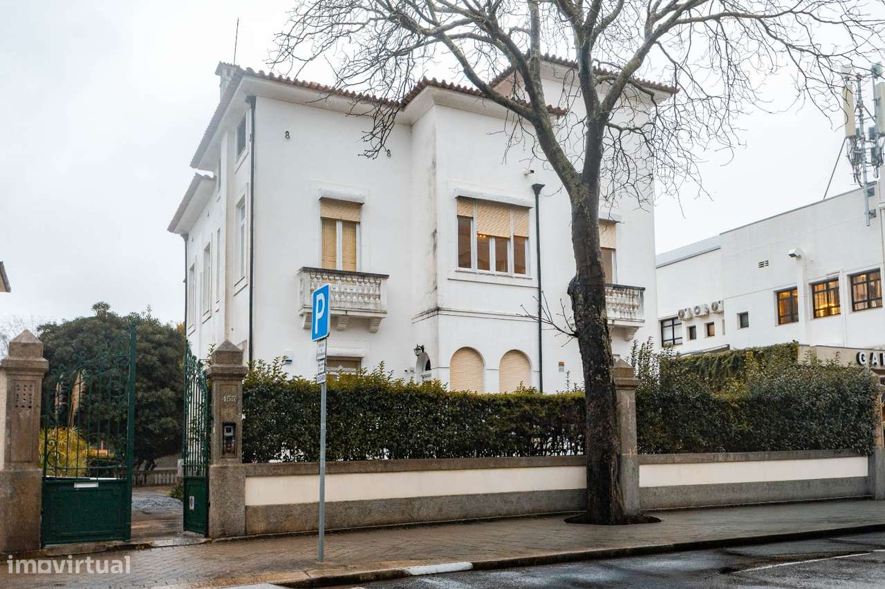 Escritório em Lordelo do Ouro . - Grande imagem: 3/32