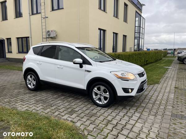 Ford Kuga 2.0 TDCi 4x4 Titanium - 2