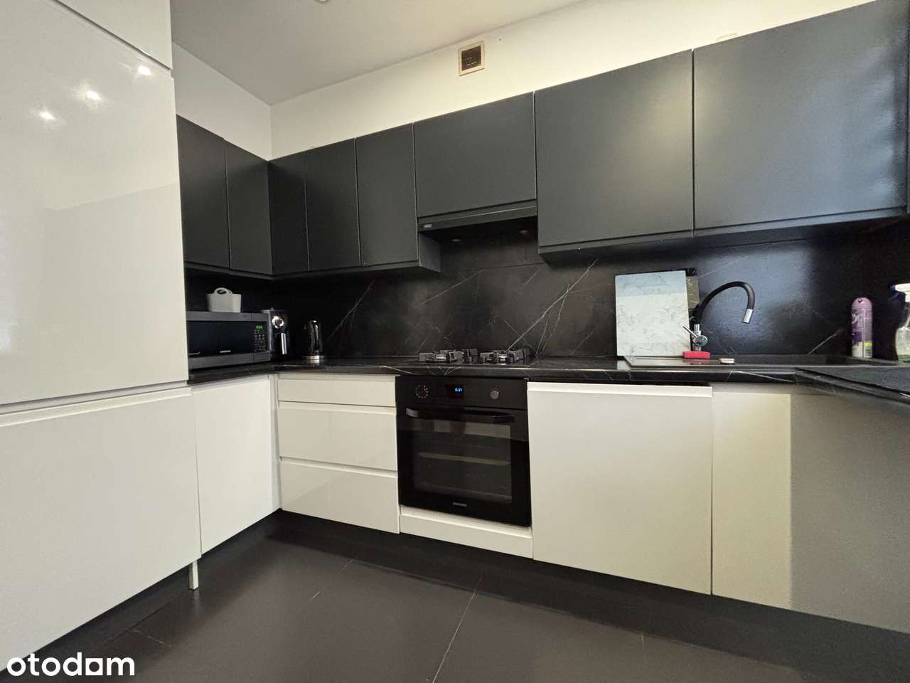 Apartament   2 pokoje w  Centrum Pszczyny !!!-3