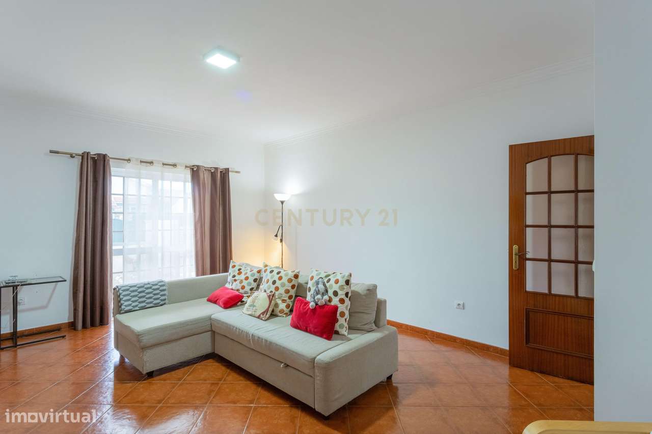 Moradia Geminada T5 – 243 m² | Lote 375 m² - Grande imagem: 3/56