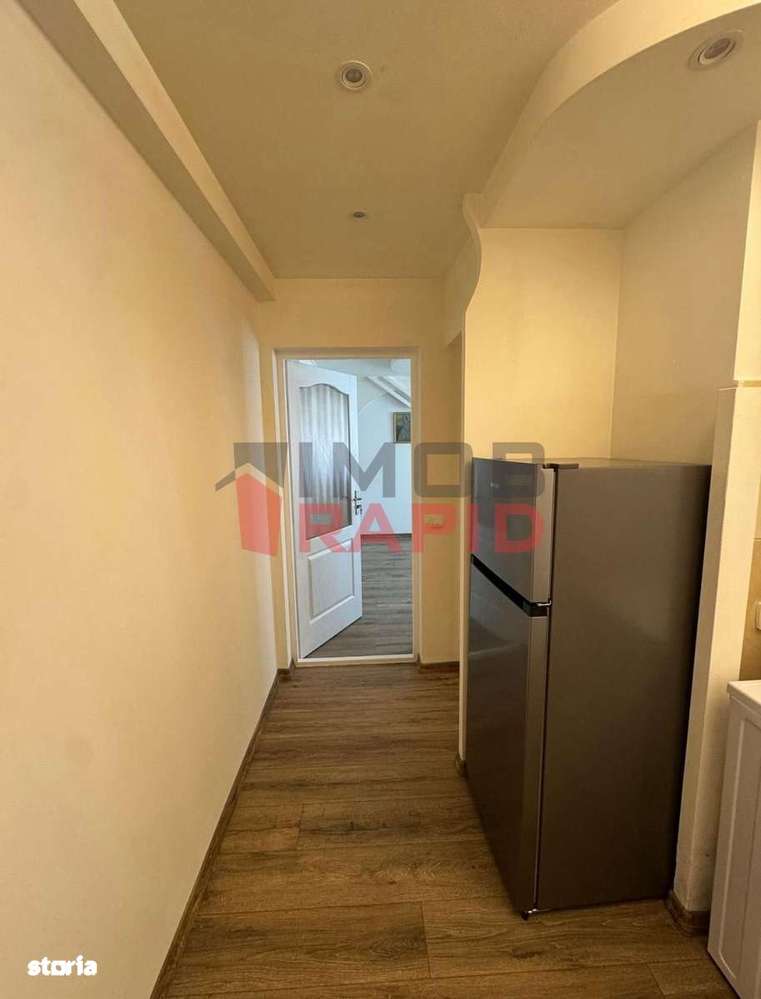 Apartament cu 2 camere, Zona Lama-5