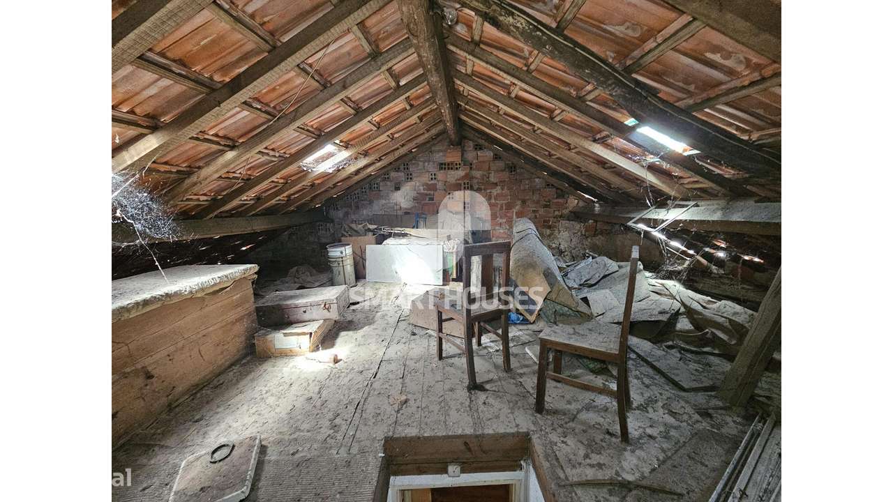 Prédio T3 + Loja no centro Arganil-20