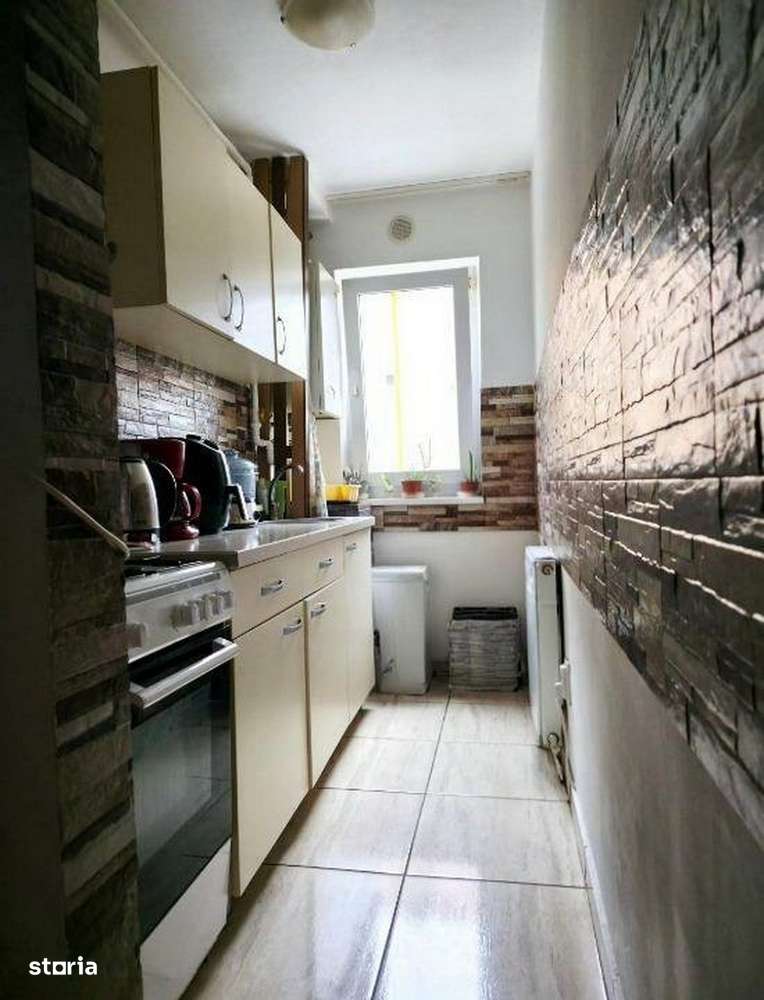 Apartament 2 camere, zona Florilor, Brașov, cod 8259-5