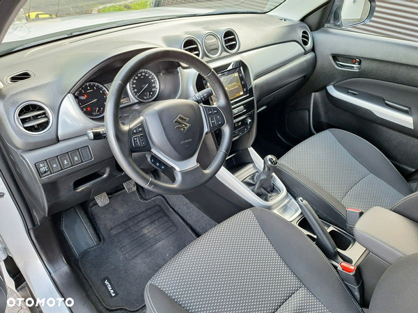 Suzuki Vitara 1.6 Elegance 2WD - 19