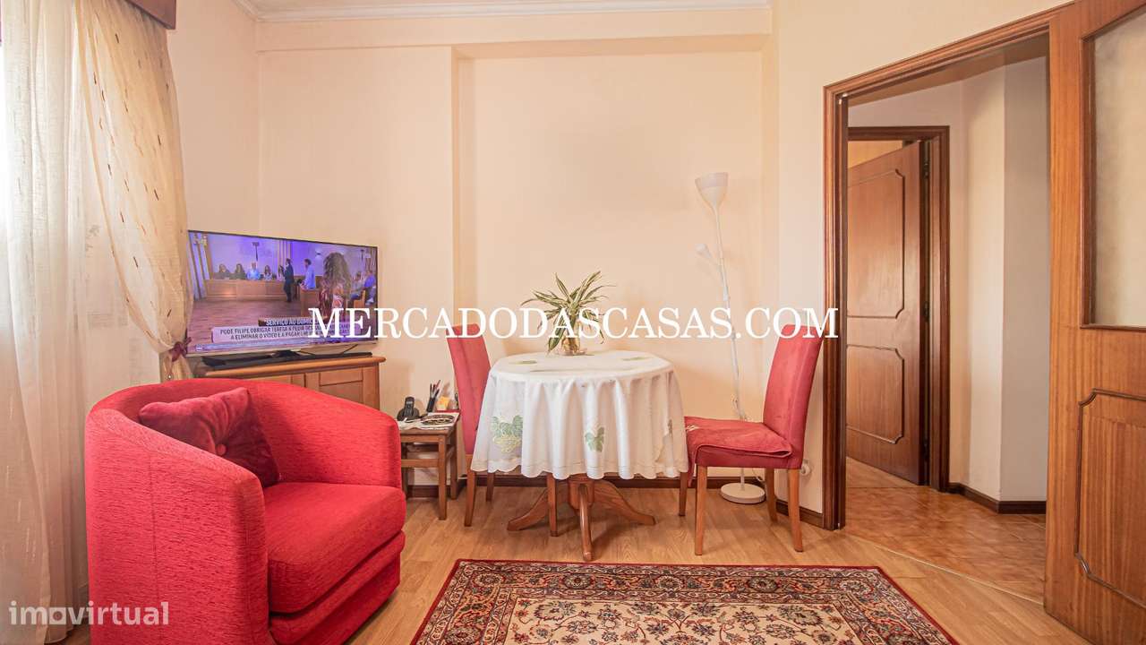 Apartamento T2 Espinho centro cidade rua14 com 35 - Grande imagem: 2/16