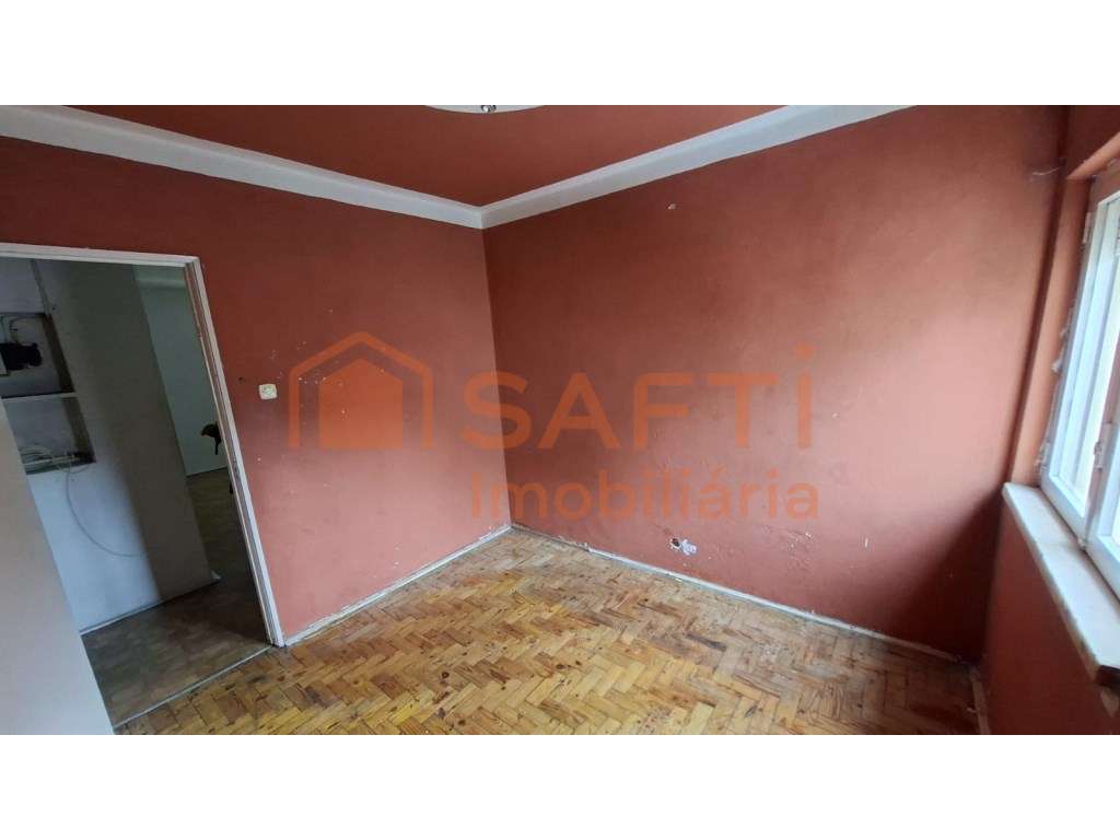 Apartamento T3 - Laranjeiro - Almada - Grande imagem: 4/29