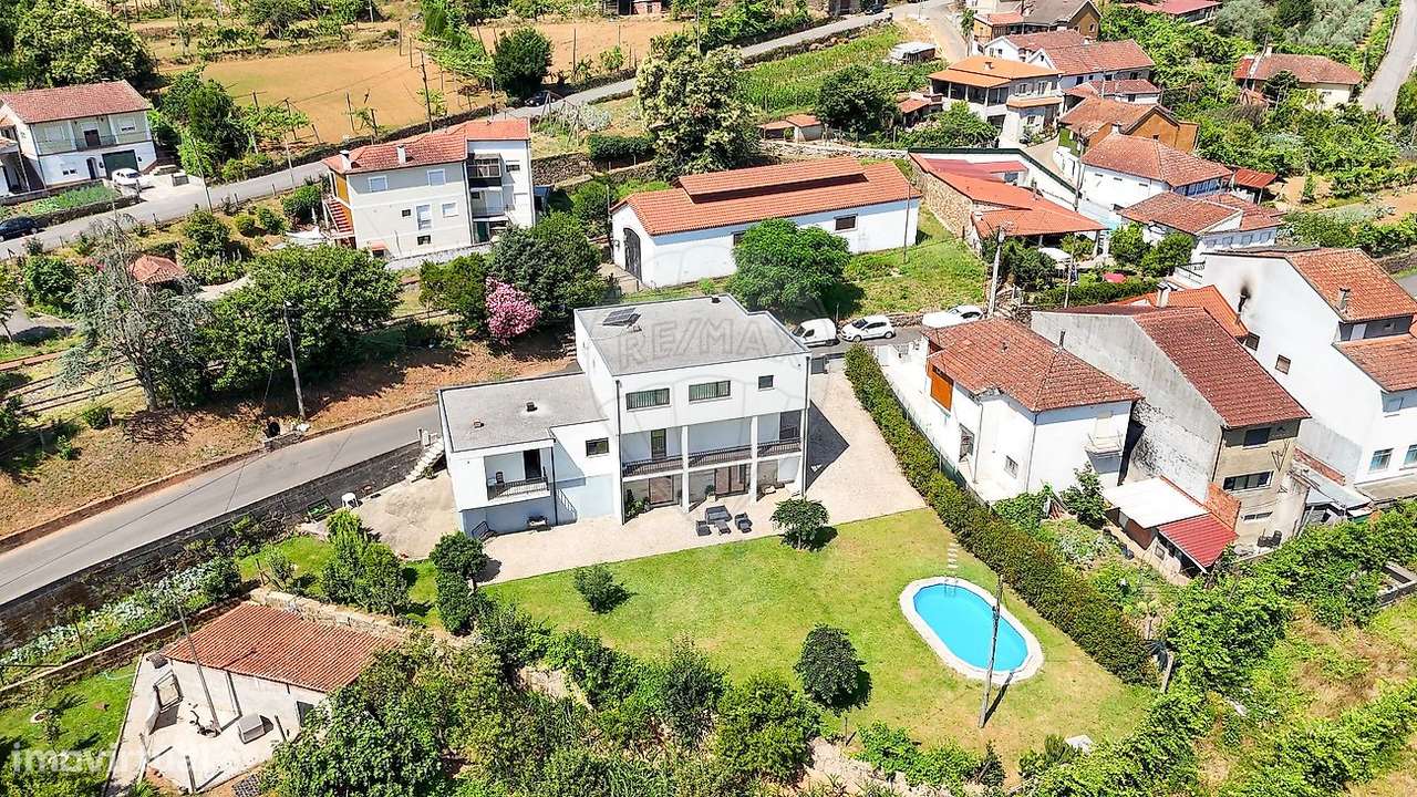 Moradia T5 para venda-41