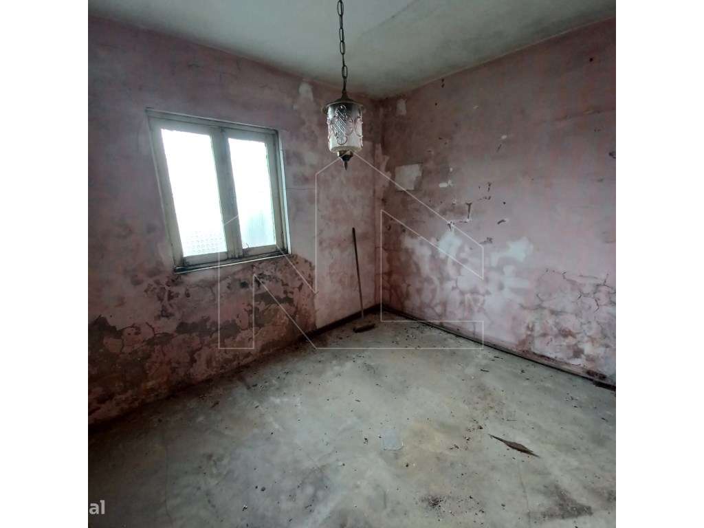 Moradia T2 para Remodelar em Bustos/Oliveira do Bairro - Grande imagem: 3/30