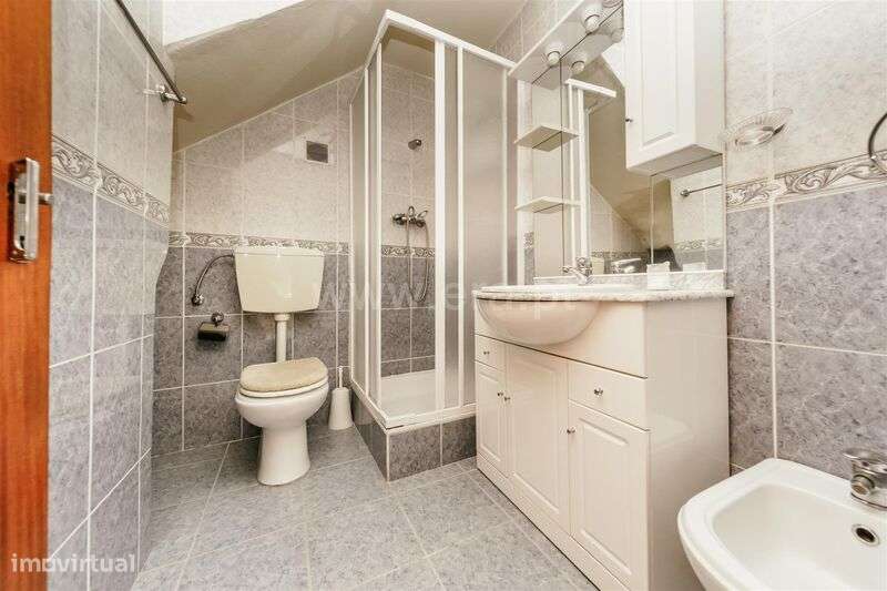 Moradia Geminada T2 / Manteigas, Serra da Estrela - Grande imagem: 3/20