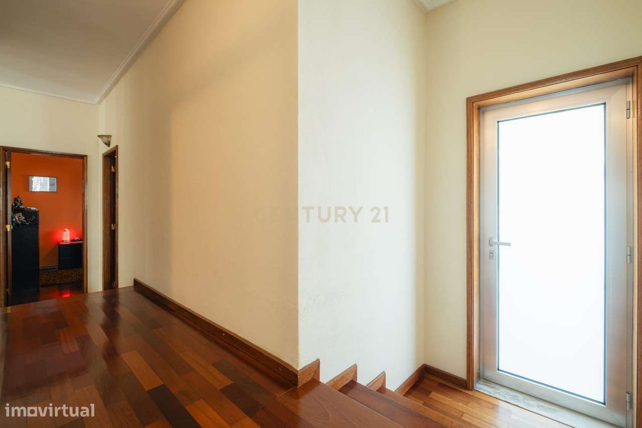 Excelente moradia T3 situada em São Pedro da Cova, Gondomar-13