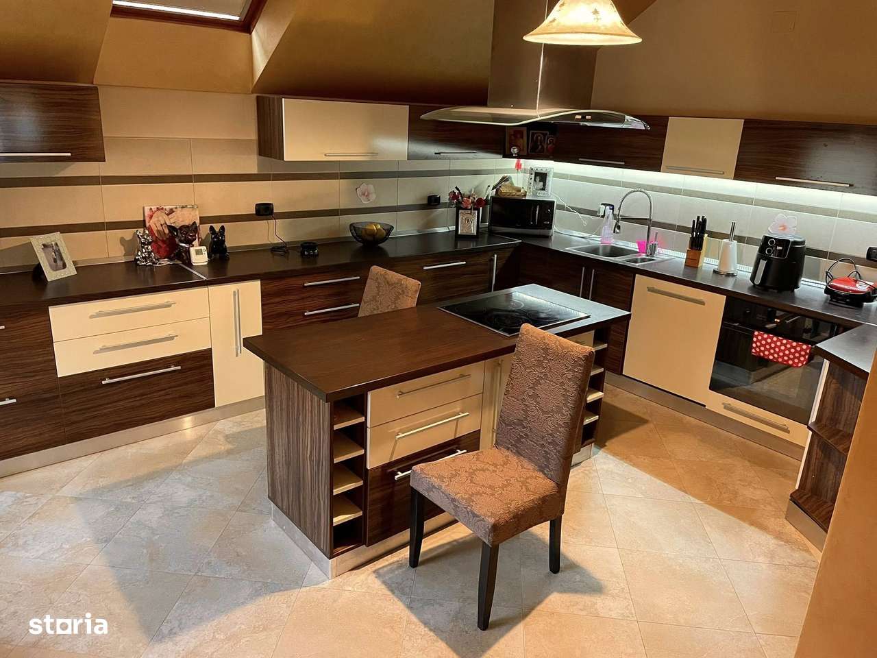 Casa spatioasa in Sag | 260 mp utili | teren 750 mp | 3 dormitoare-2