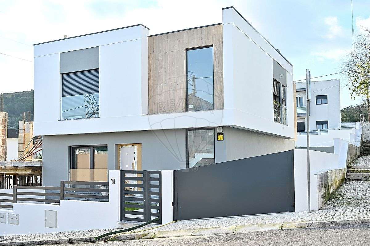 Moradia T4 para venda - Grande imagem: 4/39