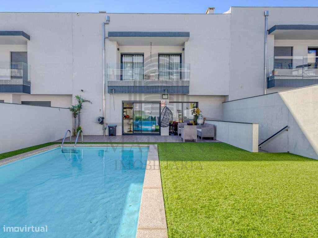 **Moradia de Sonho na Praia de Salgueiros**-8