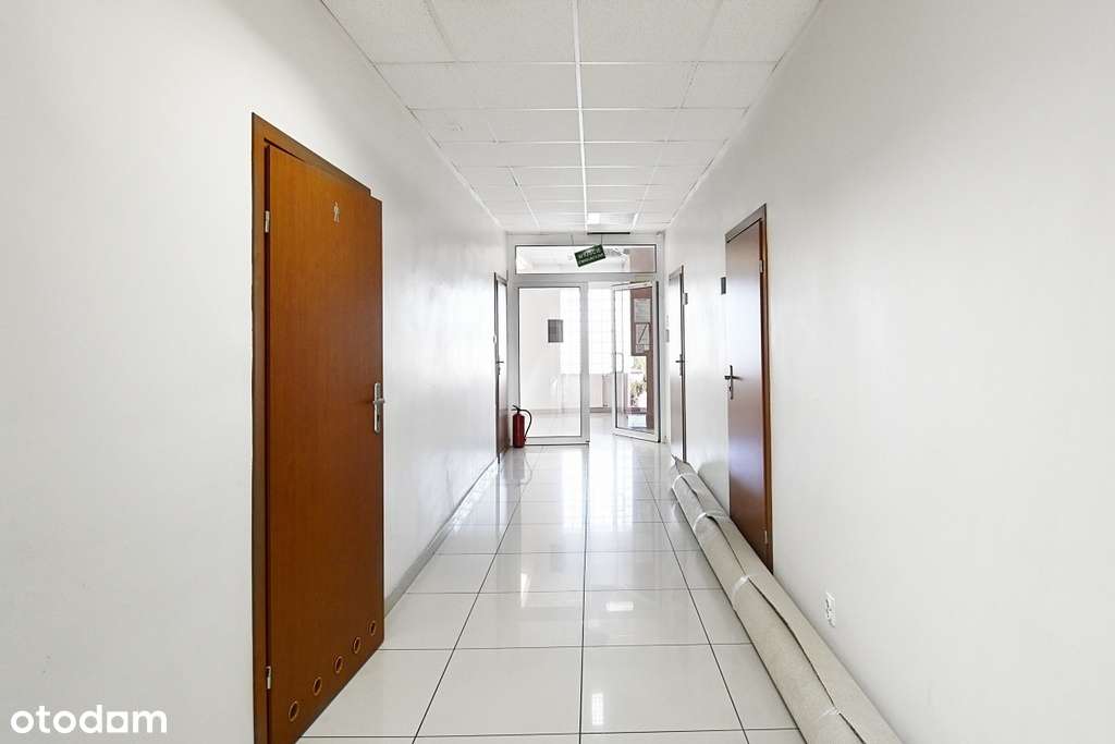 Niezależny budynek biurowy z parkingiem. - Pełny obrazek: 5/7