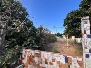 Terreno urbano com projecto aprovado 300m2 - Grande imagem: 4/13