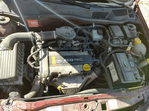 Opel Astra II 1.2 16V - 20