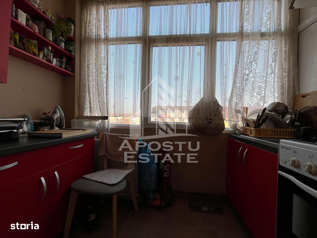 Apartament cu 2 camere, decomandat, zona Lipovei - Imagine principală: 5/8