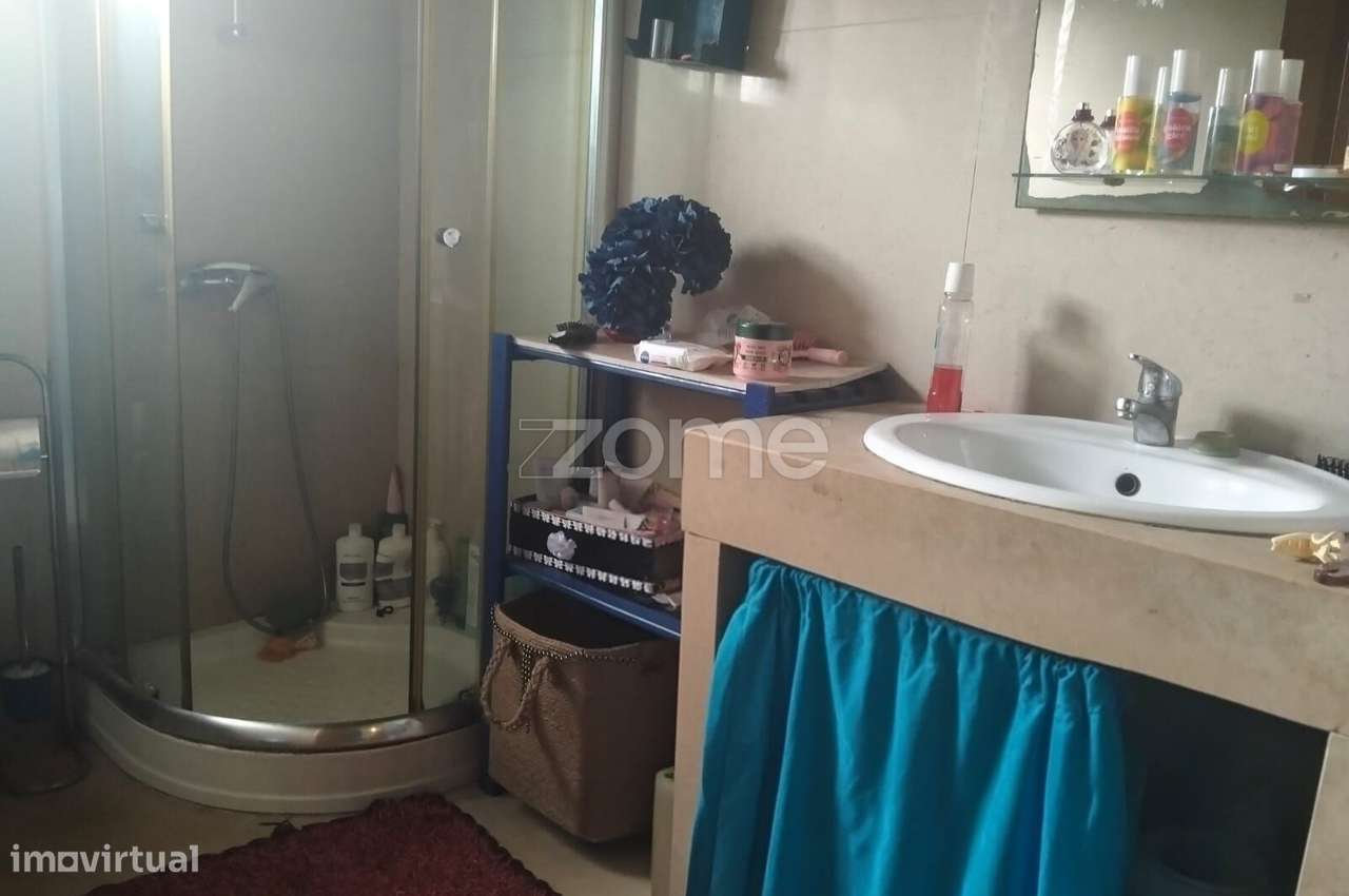 Lote de terreno com moradia-8