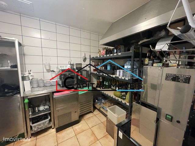 Hamburgueria em pleno funcionamento e excelente localização !-15