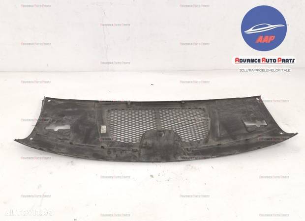 Acoperire trager original in stare buna Porsche Macan 1 2014 2015 2016 2017 2018 oem - 1