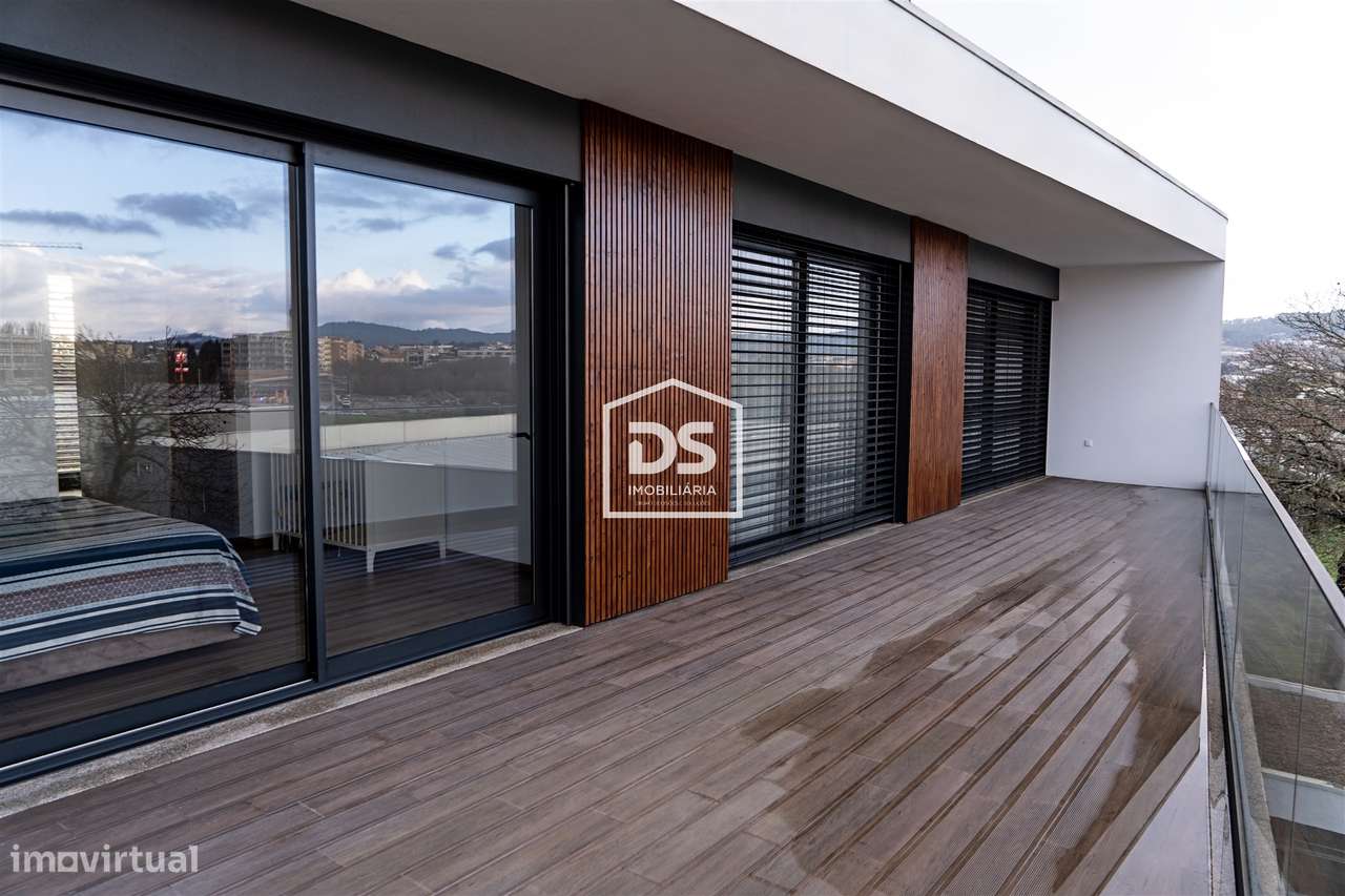 MORADIA DE LUXO T3 + ESCRITORIO - CENTRO DE PAÇOS DE FERREIRA-50