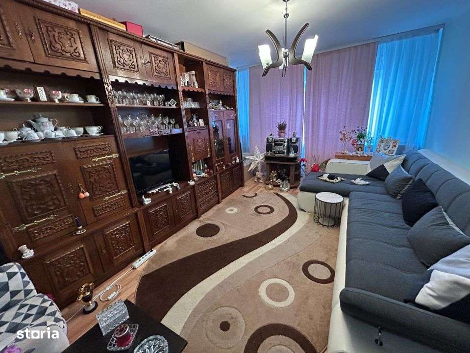 Apartament 3 camere confort 1 decomandat, Buzaului. - Imagine principală: 2/6