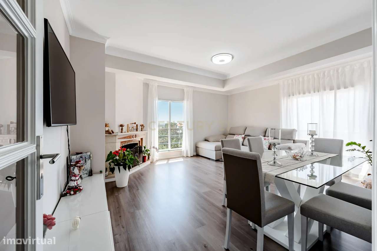 Apartamento T2 em Rio de Mouro, Sintra.-6