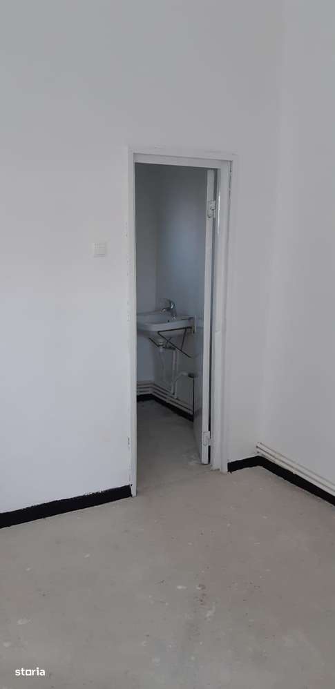 Inchiriere spatiu comercial Comanesti, Republicii C1 (bariera) - Imagine principală: 5/10