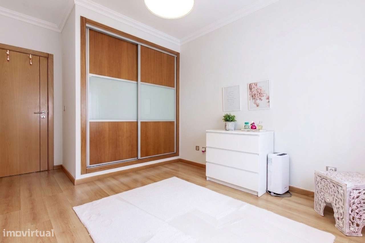 Apartamento T2+1 Quinta do Conde-10