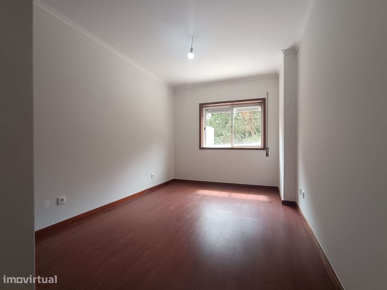 Apartamento T2+1 renovado c/excelente terraço em Oliveira do Douro-40