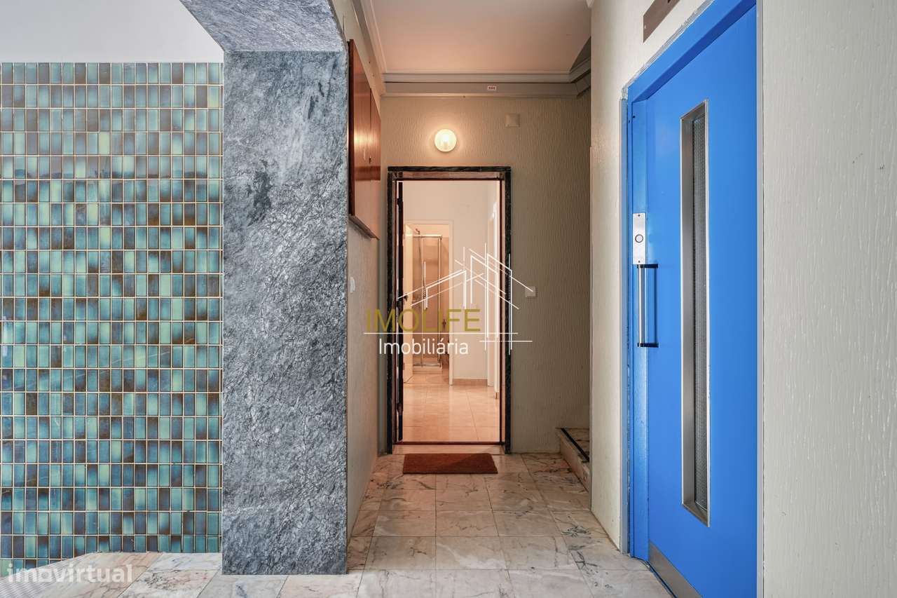 Apartamento T3 Remodelado na Rua Miguel Torga – Costa da Caparica-7